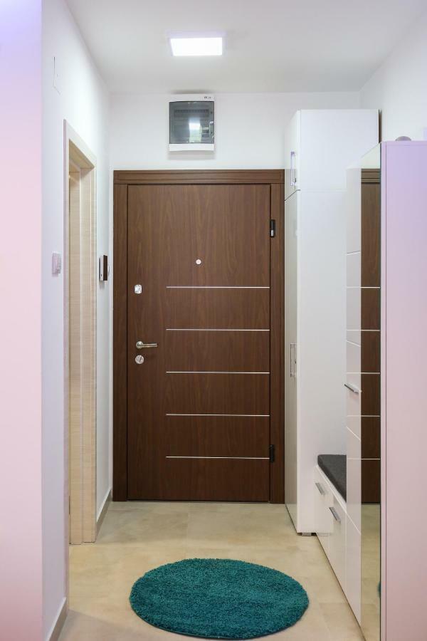 Manirosi 2 Apartman 苏博蒂察 外观 照片
