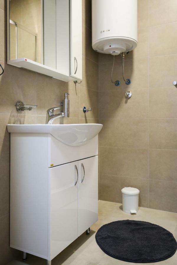 Manirosi 2 Apartman 苏博蒂察 外观 照片